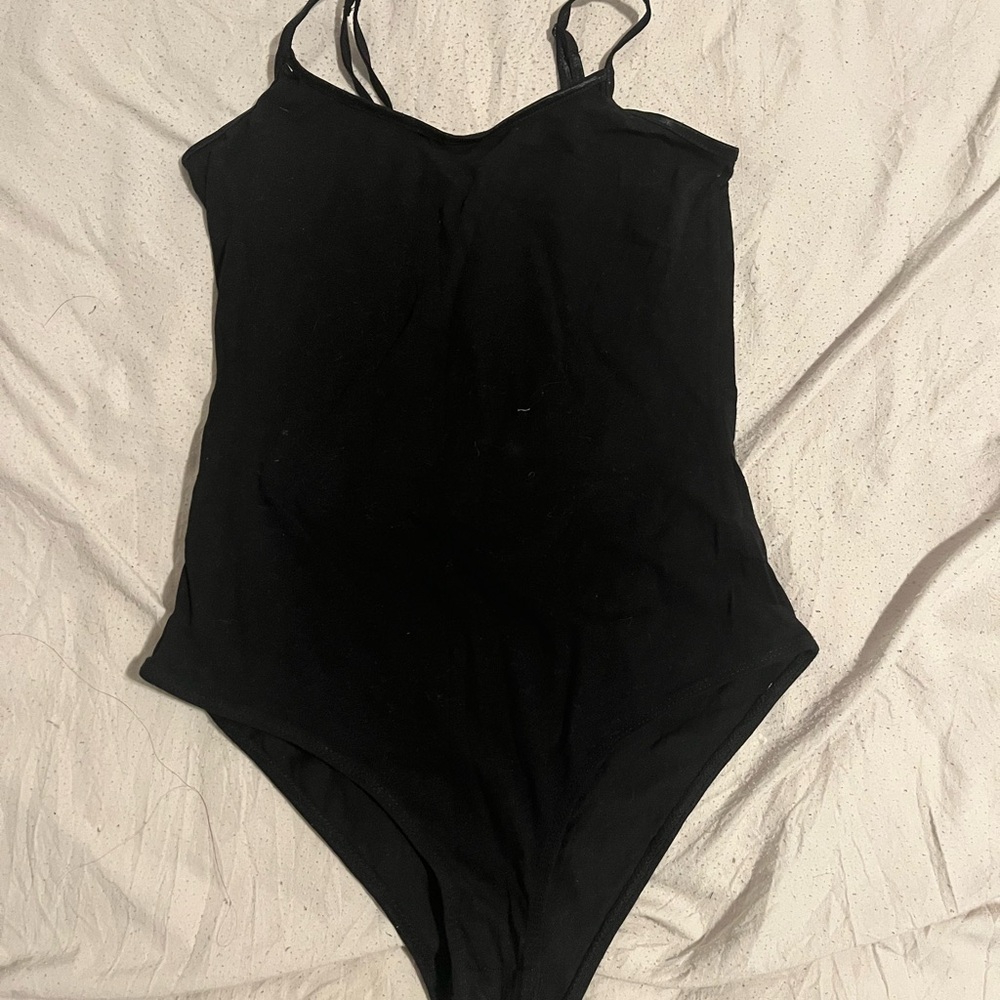 Active Basic Elegant Black Top